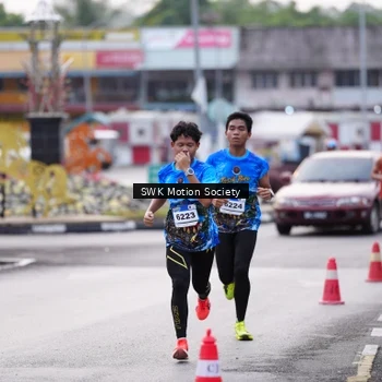 Runner Photo 7605636
