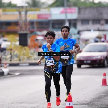 Runner Photo 7605637