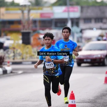 Runner Photo 7605638