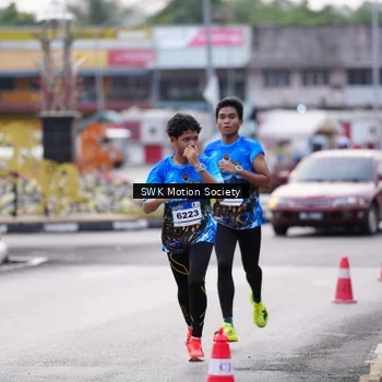 Runner Photo 7605640