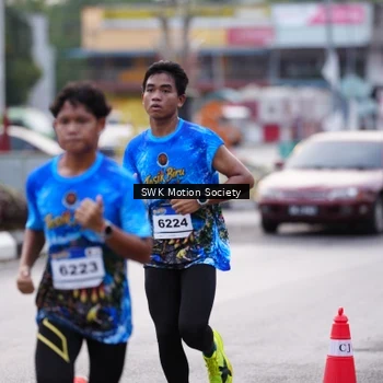 Runner Photo 7605644