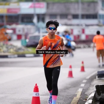 Runner Photo 7605651
