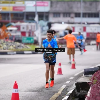 Runner Photo 7605653