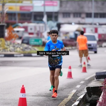 Runner Photo 7605656