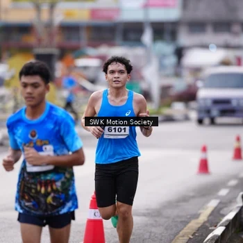 Runner Photo 7605665