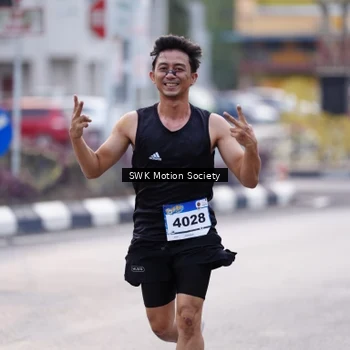 Runner Photo 7605696