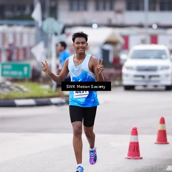 Runner Photo 7605701