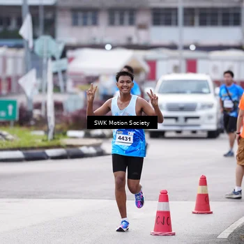 Runner Photo 7605710