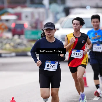 Runner Photo 7605713