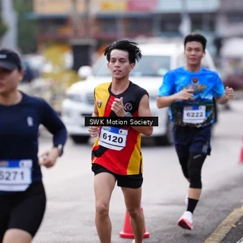Runner Photo 7605715