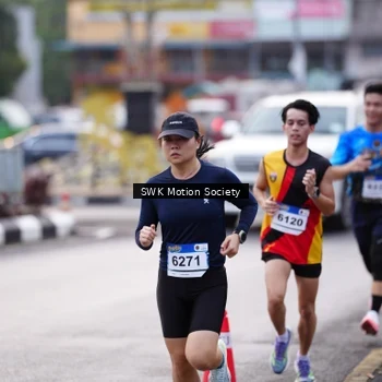 Runner Photo 7605718