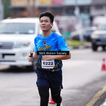 Runner Photo 7605729