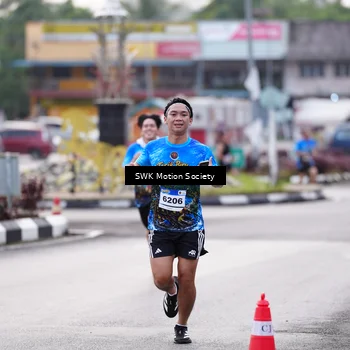 Runner Photo 7605741