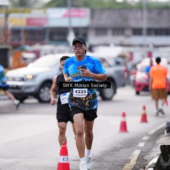 Runner Photo 7605745
