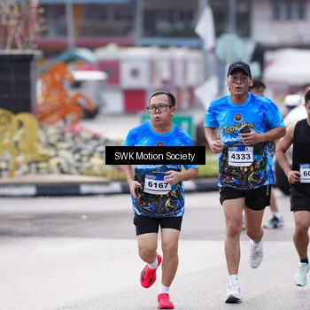 Runner Photo 7605747