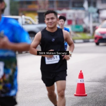 Runner Photo 7605751