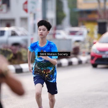 Runner Photo 7605756