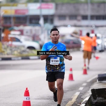 Runner Photo 7605760