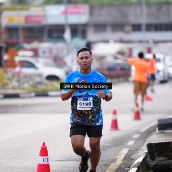 Runner Photo 7605763