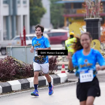 Runner Photo 7605784