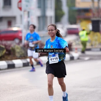 Runner Photo 7605785