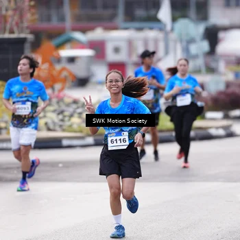 Runner Photo 7605792