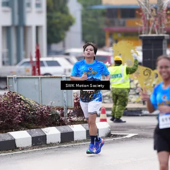 Runner Photo 7605795