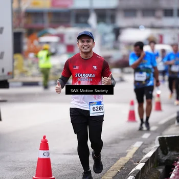 Runner Photo 7605812
