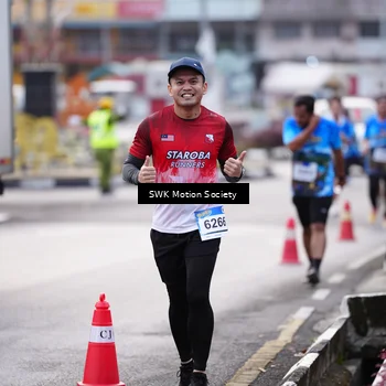 Runner Photo 7605813