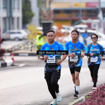 Runner Photo 7605840