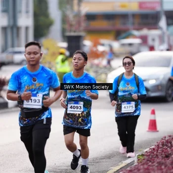 Runner Photo 7605843