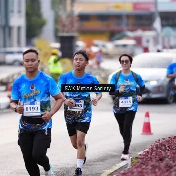 Runner Photo 7605845