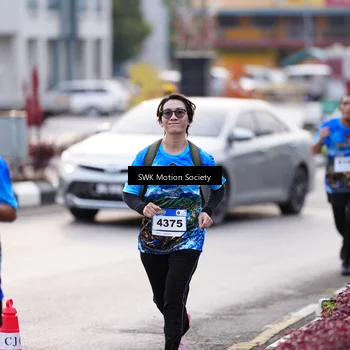 Runner Photo 7605847