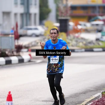Runner Photo 7605856