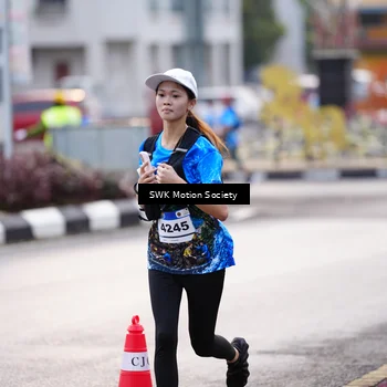 Runner Photo 7605862