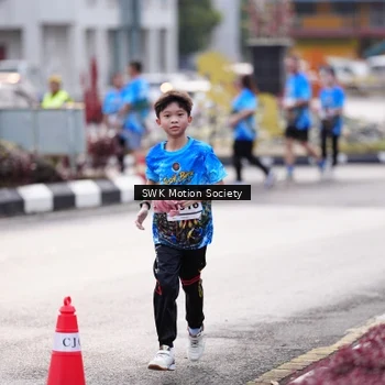 Runner Photo 7605900