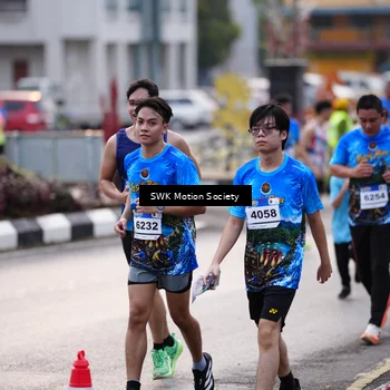 Runner Photo 7605906