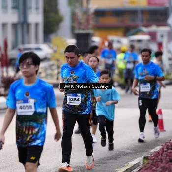 Runner Photo 7605909