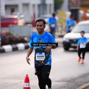 Runner Photo 7605916