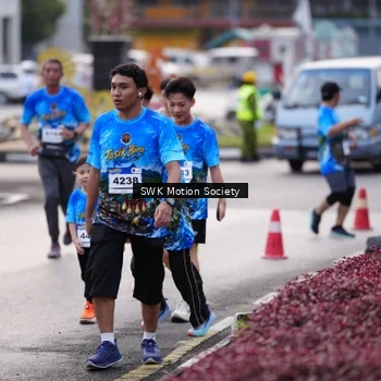 Runner Photo 7605920