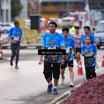 Runner Photo 7605921