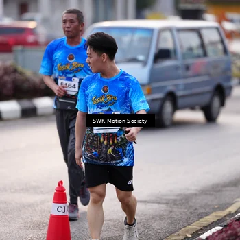 Runner Photo 7605938