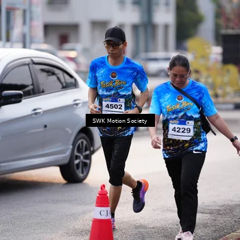 Runner Photo 7605951
