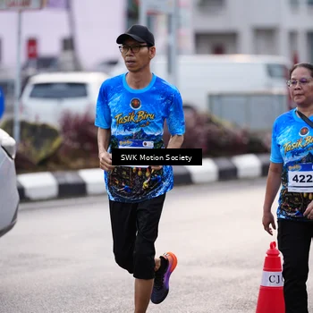Runner Photo 7605953