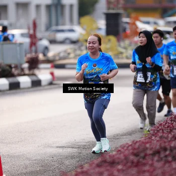 Runner Photo 7605957