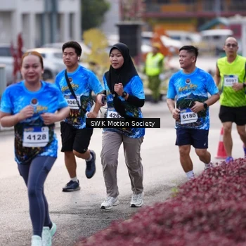 Runner Photo 7605959