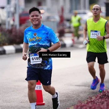 Runner Photo 7605964