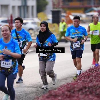 Runner Photo 7605965