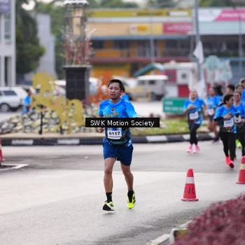 Runner Photo 7605967