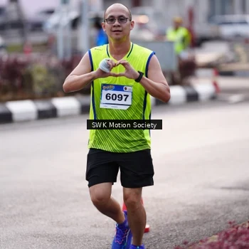 Runner Photo 7605976